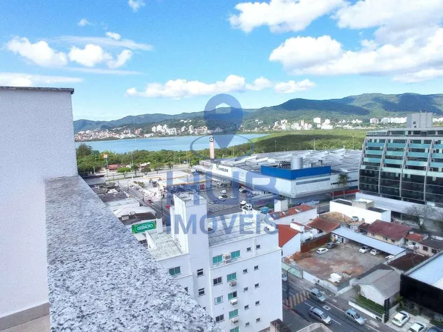 Imagem 2: Cobertura à Venda com 3 Dormitórios (1 suíte), 156 m² - Agronômica
