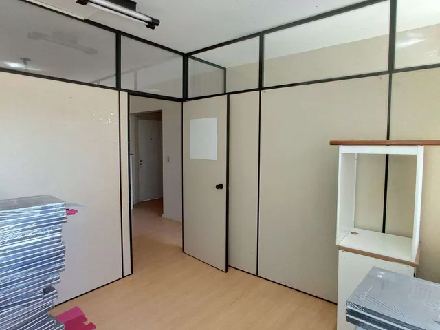 Imagem 2: Sala/Conjunto Comercial à Venda, 60,79m2, Dividida Em 3 salas, Com Vaga de Garagem