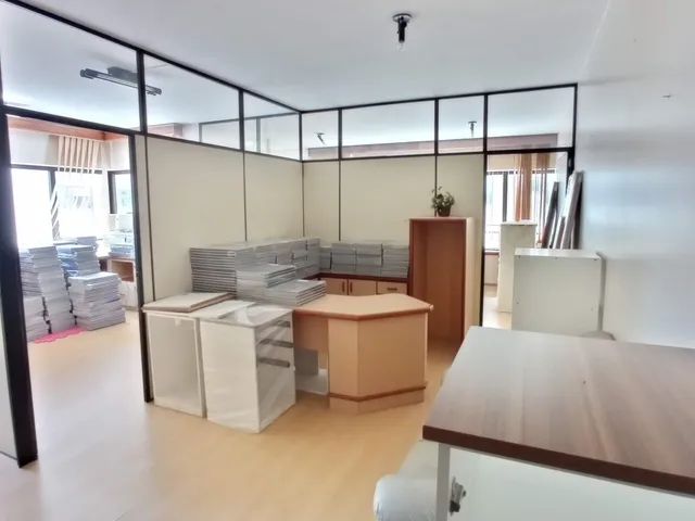 Imagem 10: Sala/Conjunto Comercial à Venda, 60,79m2, Dividida Em 3 salas, Com Vaga de Garagem