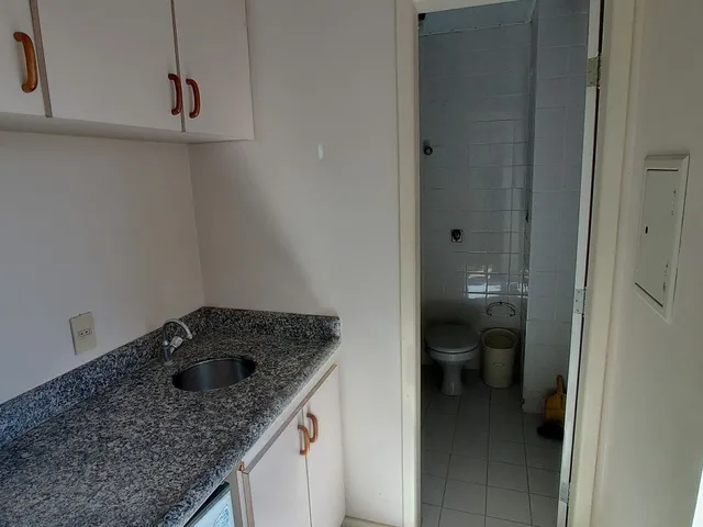 Imagem 13: Sala/Conjunto Comercial à Venda, 60,79m2, Dividida Em 3 salas, Com Vaga de Garagem