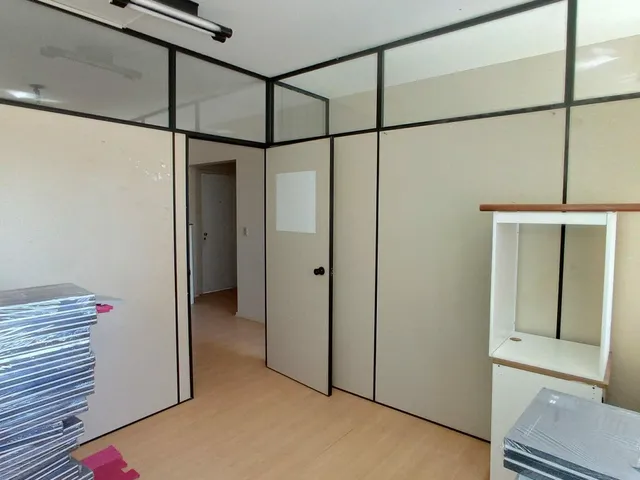 Imagem 11: Sala/Conjunto Comercial à Venda, 60,79m2, Dividida Em 3 salas, Com Vaga de Garagem