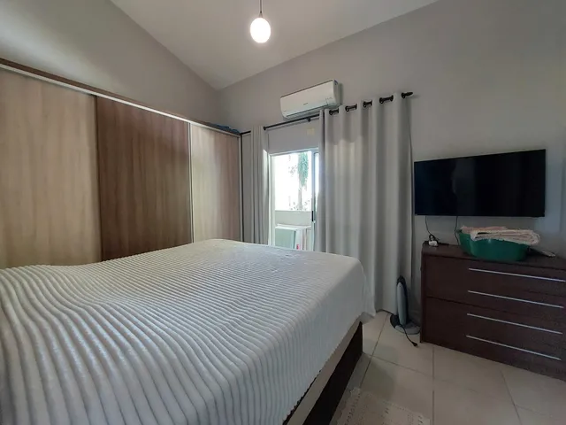 Imagem 5: Casa geminada com 3 dormitórios sendo 1 suíte no bairro Pirabeiraba em Joinville
