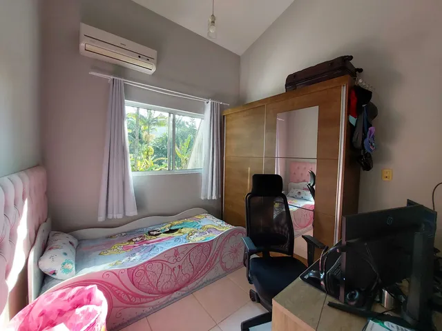 Imagem 7: Casa geminada com 3 dormitórios sendo 1 suíte no bairro Pirabeiraba em Joinville