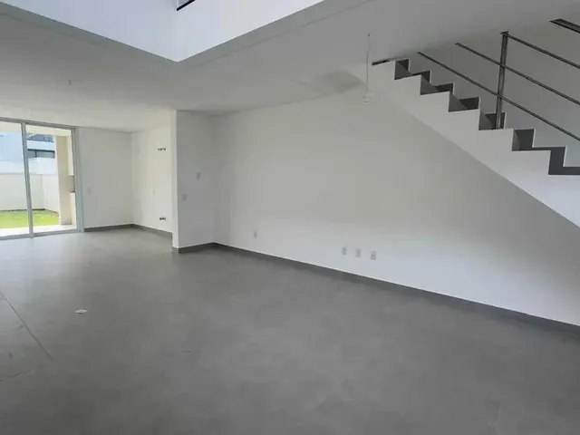 Imagem 13: Casa com 3 dormitórios sendo 1 suíte e 2 vagas garagem - Campeche, Florianópolis/SC