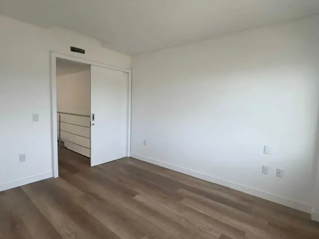 Imagem 14: Casa com 3 dormitórios sendo 1 suíte e 2 vagas garagem - Campeche, Florianópolis/SC