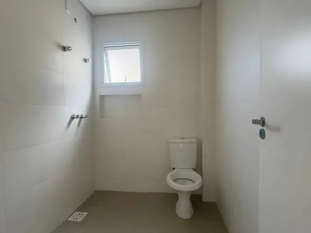 Imagem 6: Casa com 3 dormitórios sendo 1 suíte e 2 vagas garagem - Campeche, Florianópolis/SC