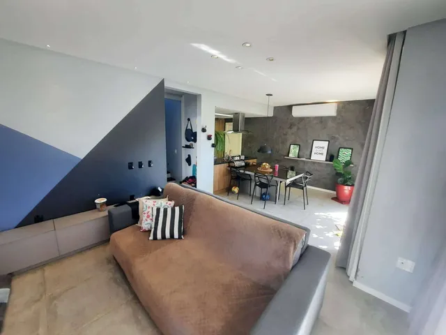 Imagem: Casa à Venda, 218 m2, 3 Dormietórios(1S)