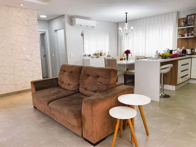Imagem 10: Casa à Venda, 06 Dormitórios(2 suítes), 165m2, Vaga, Trindade - Florianópolis/SC