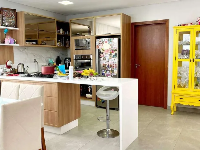 Imagem 4: Casa à Venda, 06 Dormitórios(2 suítes), 165m2, Vaga, Trindade - Florianópolis/SC
