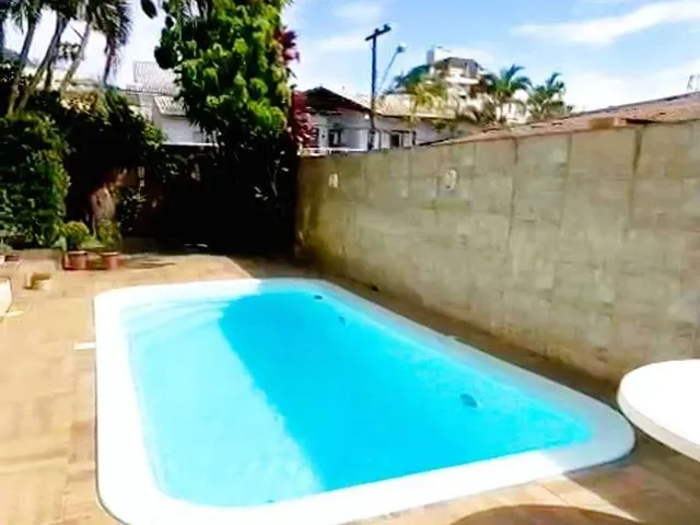 Imagem 13: Casa à Venda, 06 Dormitórios(2 suítes), 165m2, Vaga, Trindade - Florianópolis/SC