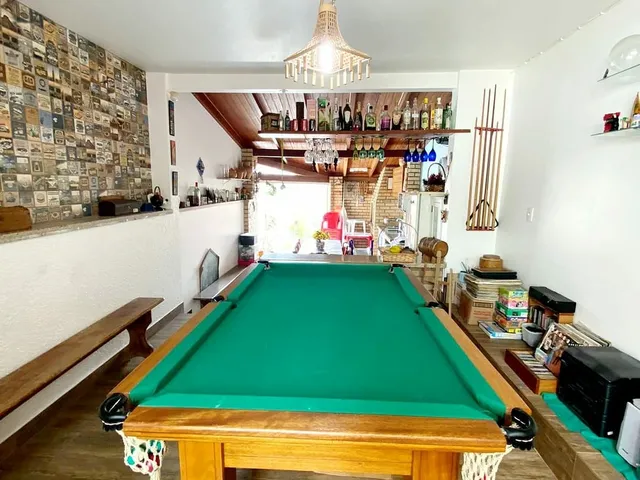 Imagem 2: Casa à Venda, 06 Dormitórios(2 suítes), 165m2, Vaga, Trindade - Florianópolis/SC
