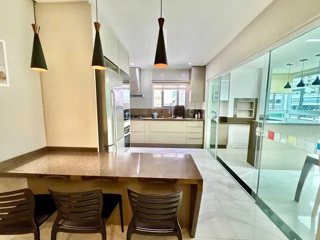 Imagem 2: Apartamento com 3 Dormitórios Sendo 3 Suítes e 4 Vagas de Garagem em Itapema/Sc