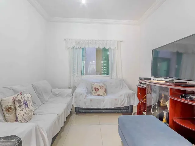 Imagem 5: Casa com 3 Suítes e 2 Vagas de Garagem no Centro de Balneário Camboriú