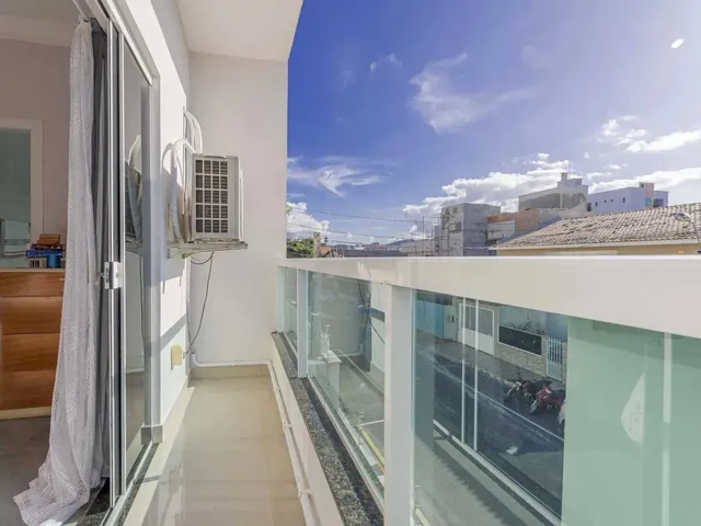 Imagem 15: Casa com 3 Suítes e 2 Vagas de Garagem no Centro de Balneário Camboriú