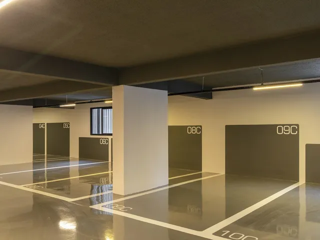 Imagem 3: Cobertura com 4 Dormitórios À Venda Sendo 4 Suítes, 379.4 M² por - R$ 10.250.000,00 - Centro - Bal. Camboriú/Sc
