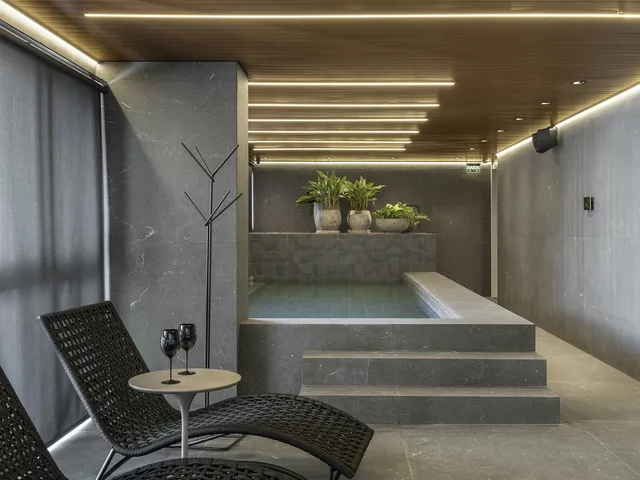 Imagem 14: Cobertura com 4 Dormitórios À Venda Sendo 4 Suítes, 379.4 M² por - R$ 10.250.000,00 - Centro - Bal. Camboriú/Sc