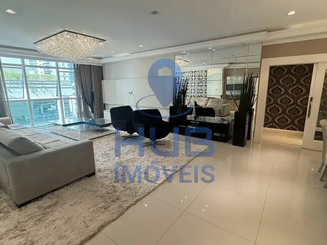Imagem: Apartamento com 4 Dormitórios À Venda