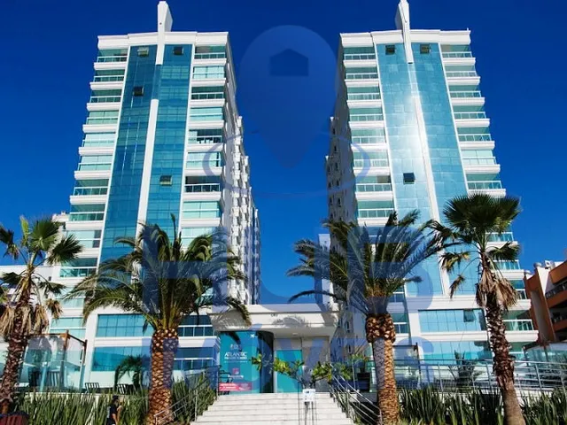 Imagem 2: Apartamento com 4 Dormitórios À Venda Sendo 4 Suítes, 270.0 M² - Meia Praia - Itapema/Sc