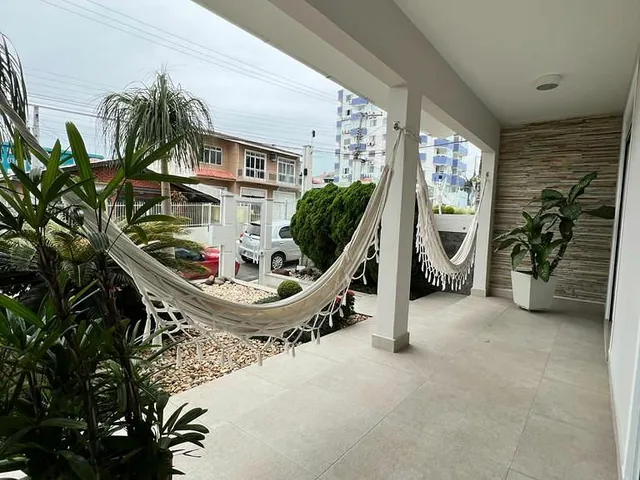 Imagem 3: Casa 3 Dormitórios(2 S), 240,89M2 - Barreiros - São José/Sc