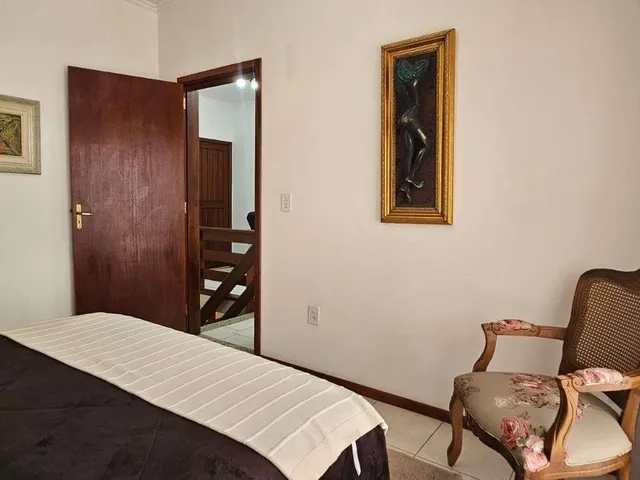 Imagem 13: Casa À Venda, 280M2, 3 Dormitórios(01 Suíte), 3 Vagas , Areias, São José/Sc