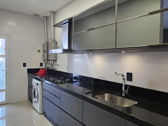 Imagem 15: Apartamento à Venda, 147m2, 3 Dormitórios(2 suítes), Jurerê, Florianópolis/SC