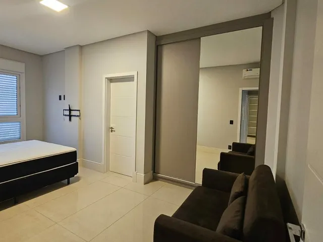 Imagem 16: Apartamento à Venda, 147m2, 3 Dormitórios(2 suítes), Jurerê, Florianópolis/SC
