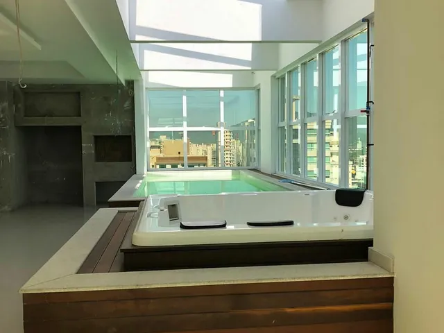 Imagem 15: Cobertura Duplex, 5 Dormitórios(5 S), 417M2 - Meia Praia - Itapema/Sc