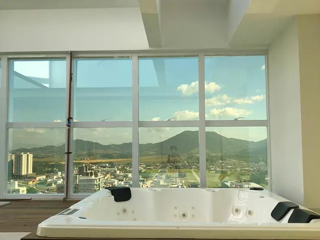 Imagem 16: Cobertura Duplex, 5 Dormitórios(5 S), 417M2 - Meia Praia - Itapema/Sc