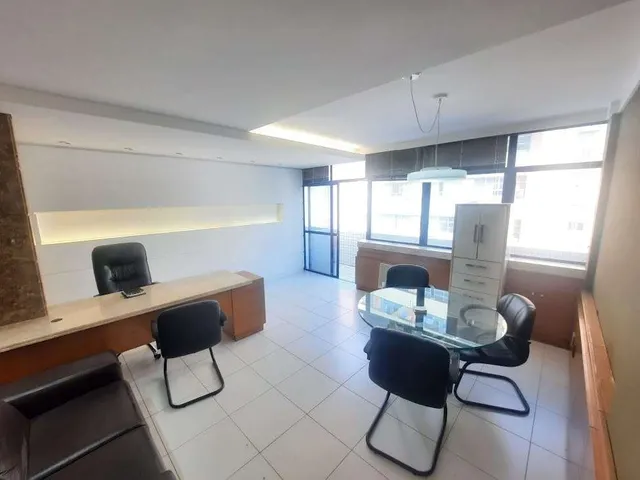 Imagem 11: Sala Comercial à Venda, 81,8 m2, 2 ambientes com sacada, 2 bwc, garagem, Centro