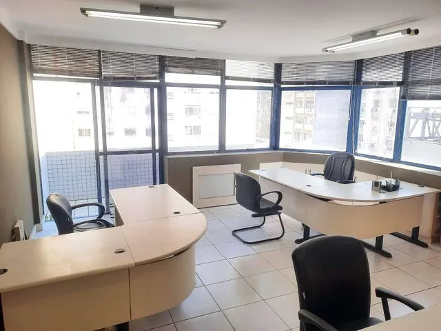 Imagem 14: Sala Comercial à Venda, 81,8 m2, 2 ambientes com sacada, 2 bwc, garagem, Centro