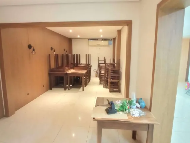 Imagem: Casa Comercial à Venda, Trindade, Florianópolis