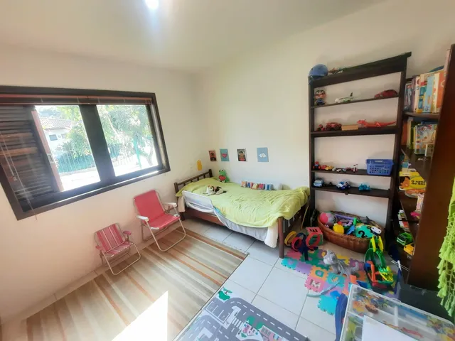 Imagem 14: Casa à Venda, 327 m², 6 Dormitórios, (1 Suíte), Trindade, Florianópolis/SC