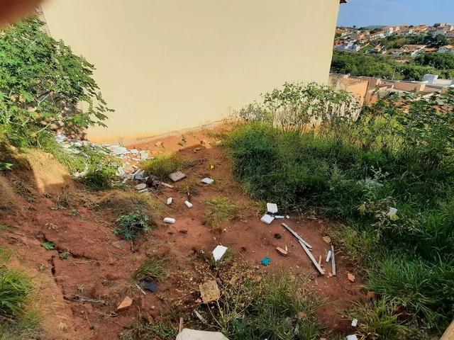 Imagem: Terreno à venda no bairro São Pedro