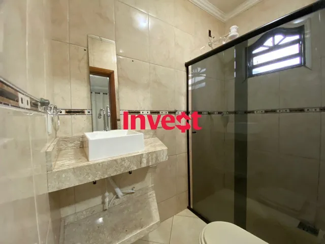 Imagem 3: Casa com 2 Pavimentos 3 Suítes Ótima Localização Dentro de Condomínio na Rua 05 em