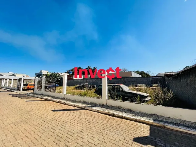 Imagem: Lote de 400M², Dentro de Condomínio, Ótima