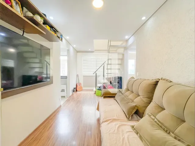 Imagem: A casa possui 3 Dormitórios, 1 Suíte, 2 Banheiros, 1 Vaga