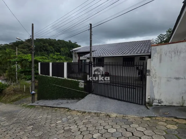 Imagem: CASAS À VENDA