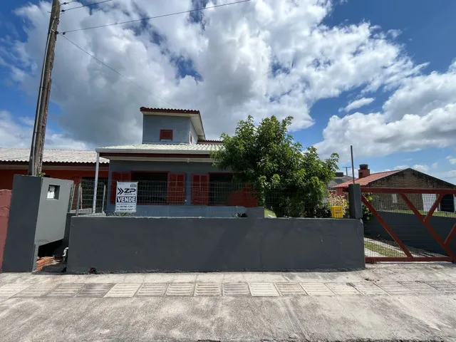 Imagem: Casa à venda a 100 metros do mar - 05 dormitórios