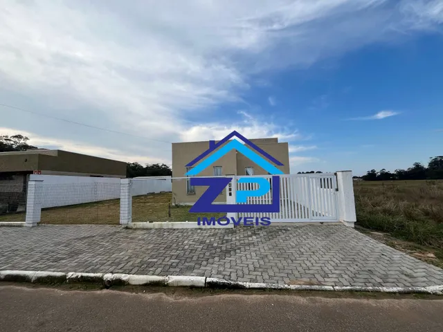 Imagem: Casa à venda com 02 dormitórios - 90m²