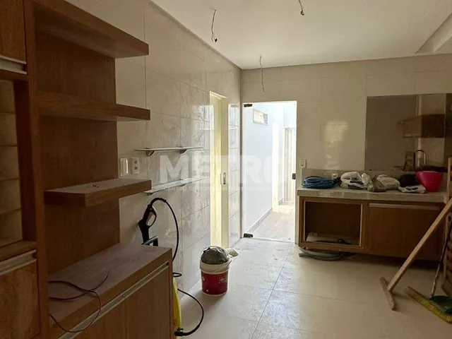 Imagem 6: Venda, Casa, Condomínio Terra dos Sonhos, 4 4 Sendo 3 Suítes, Uma com Closet e B