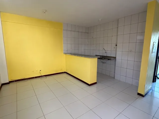 Imagem: Alugo Apartamento com 2/4 em Itapuã, Boa