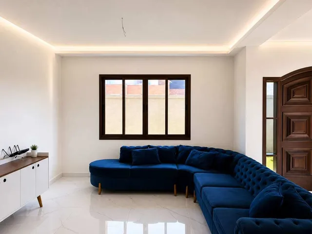 Imagem 3: Sobrado À Venda em Guaratuba, Balneario Coroados, com 6 Quartos, 350M²