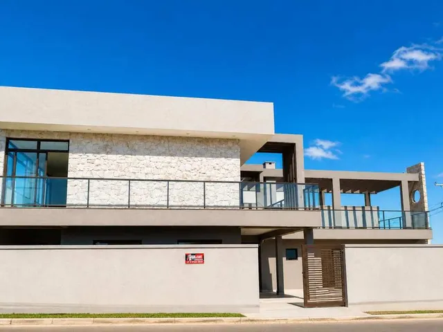 Imagem 10: Sobrado À Venda em Guaratuba, Balneario Coroados, com 6 Quartos, 350M²