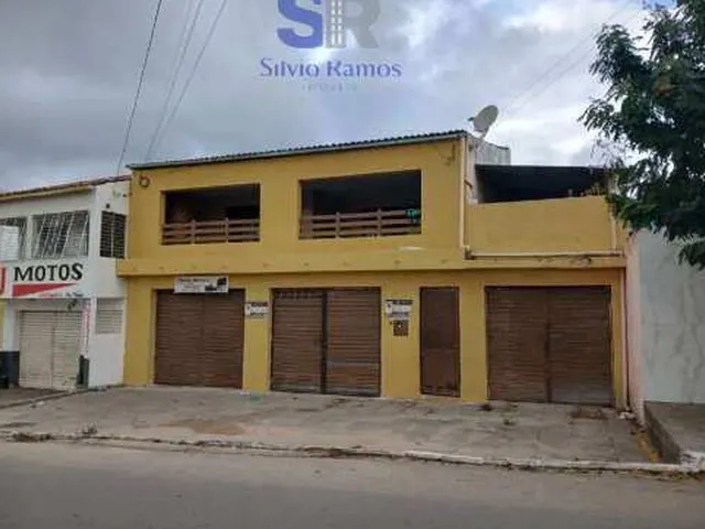 Imagem: Casa residencial com 213 m², Garagens com