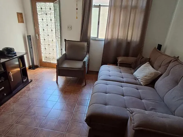Imagem 2: V. Geral - Casa Duplex, Varanda, Total 4 Qtos e 2 Banhs, Quintal e Área Gourmet