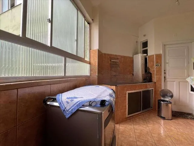 Imagem 3: Apartamento à venda, no Ed. Tambaú, em Belo Horizonte, Centro, com 3 quartos, 150m²