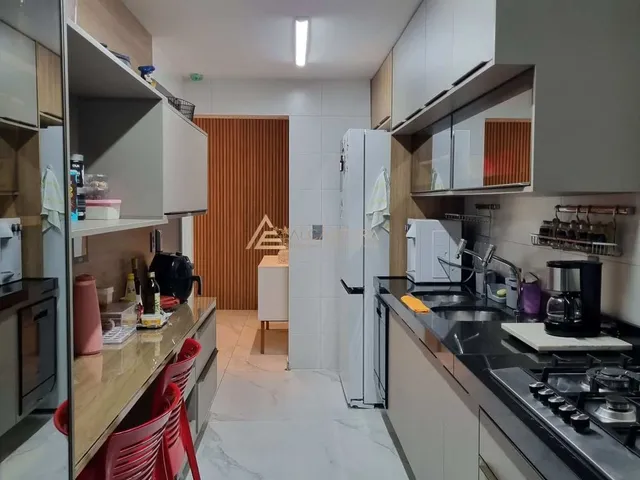 Imagem 15: Luxo e Conforto com 3 Suítes, Sendo 1 Master e Varanda Gourmet na Ponta Verde !!!