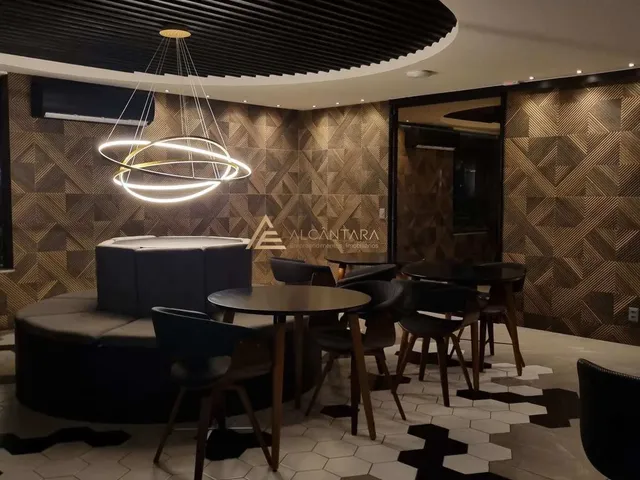 Imagem 8: Luxo e Conforto com 3 Suítes, Sendo 1 Master e Varanda Gourmet na Ponta Verde !!!