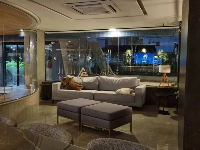 Imagem 10: Luxo e Conforto com 3 suítes, sendo 1 master e varanda gourmet na Ponta Verde !!!