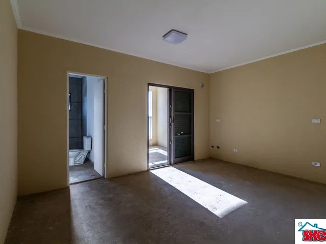Imagem 11: Imperdível Casa à Venda em Santo André-SP, Parque João Ramalho: 3 Quartos, 3 Suítes